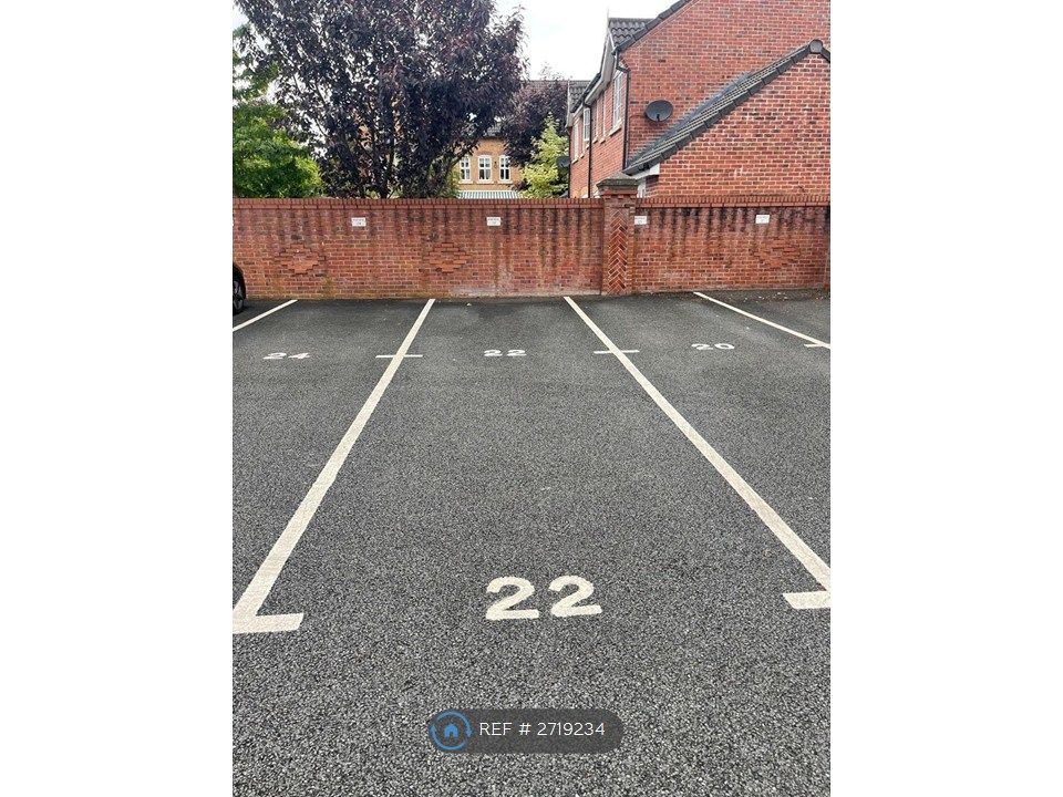 Property photo 2 of 14