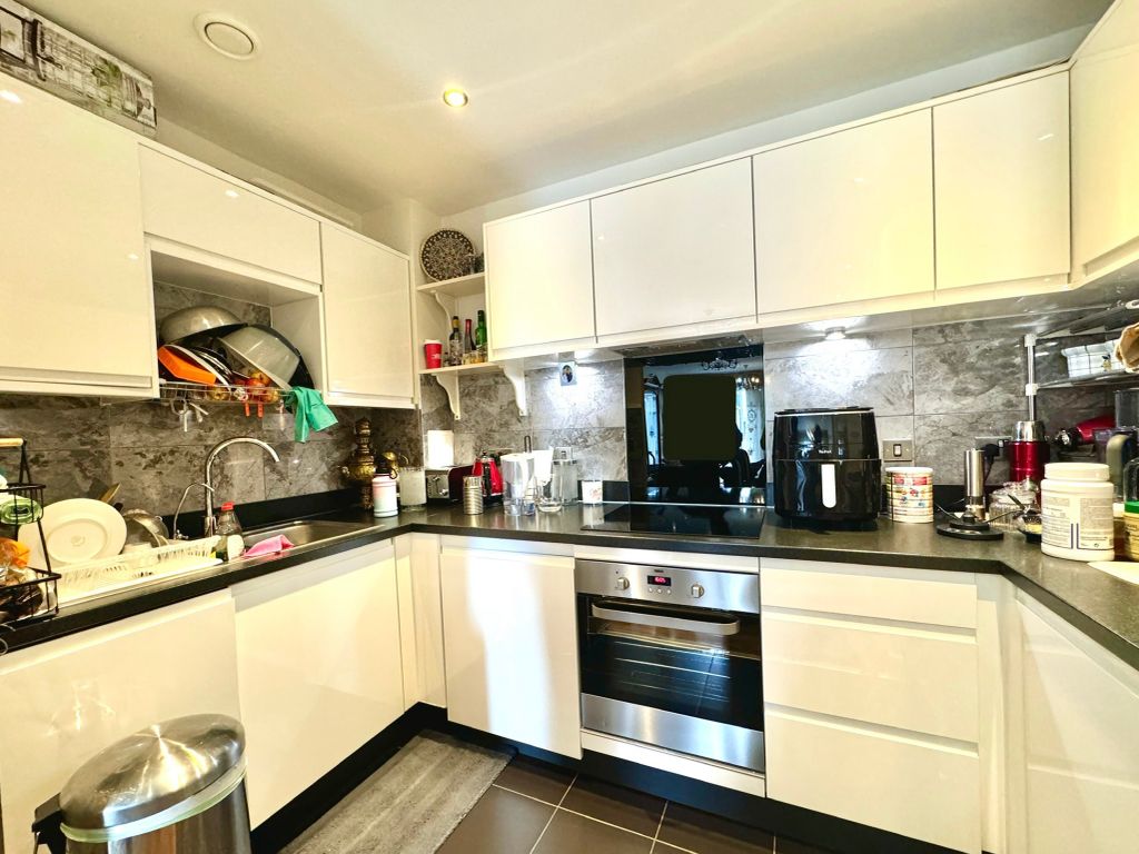 Property photo 2 of 30