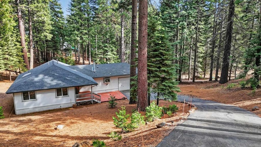 Property photo 1 of 30