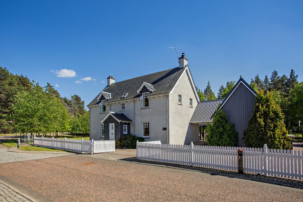 Property photo 1 of 33 1 Coylum Road