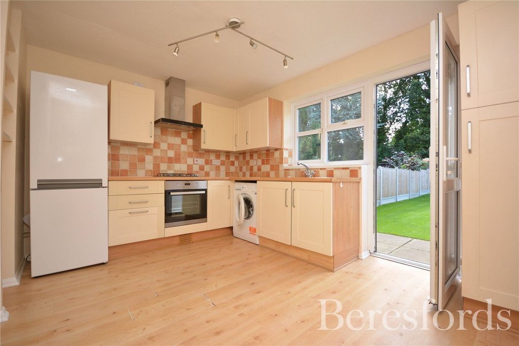 Property photo 3 of 7 Picture 3