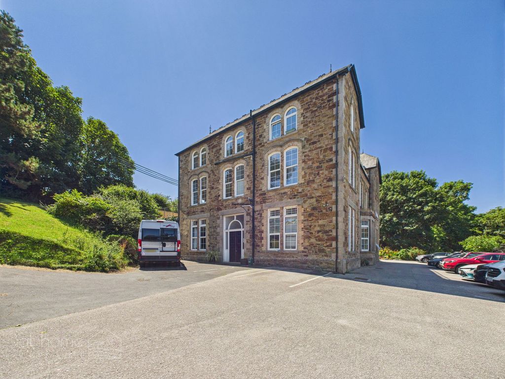 Property photo 1 of 54