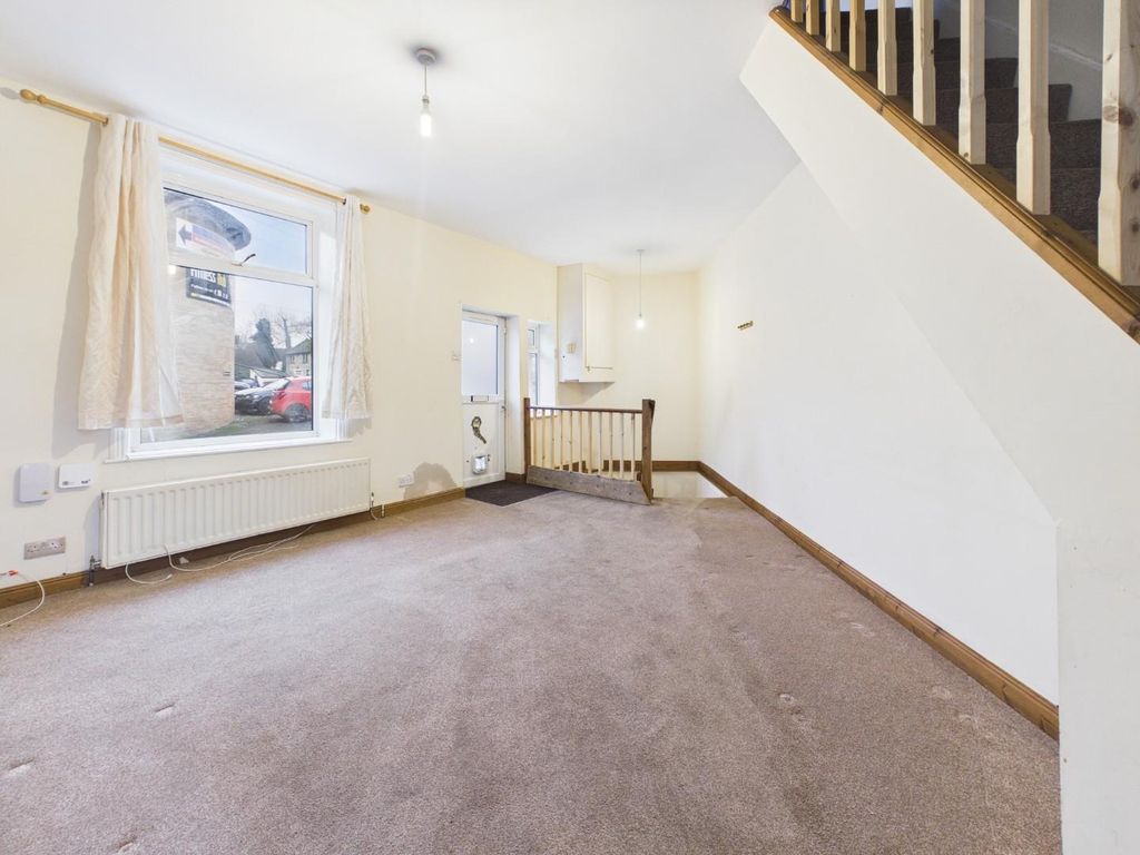 Property photo 3 of 13 Cam04899G0-Pr0276-Still008.Jpg