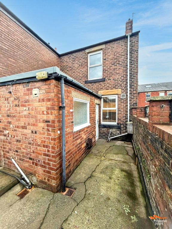 Property photo 3 of 22