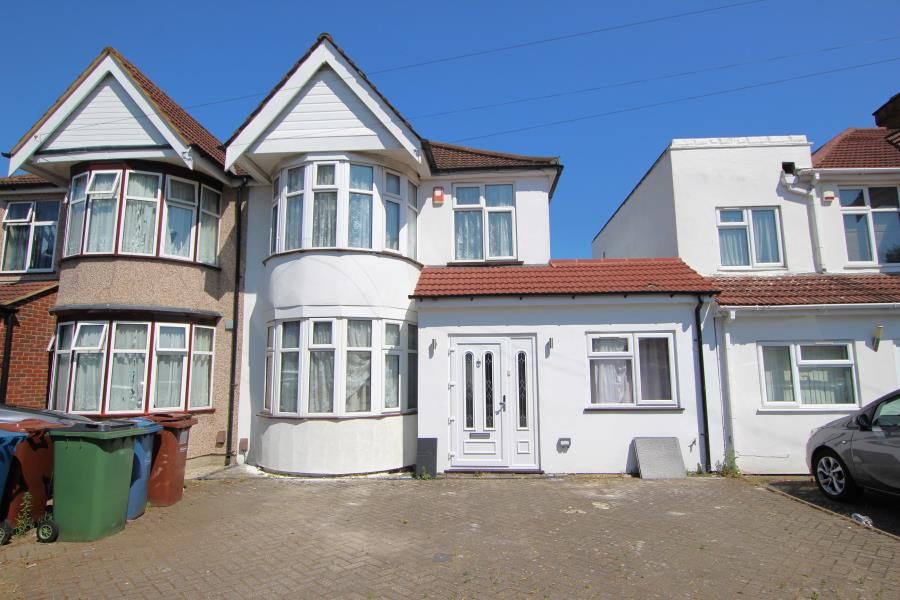 Property photo 1 of 11