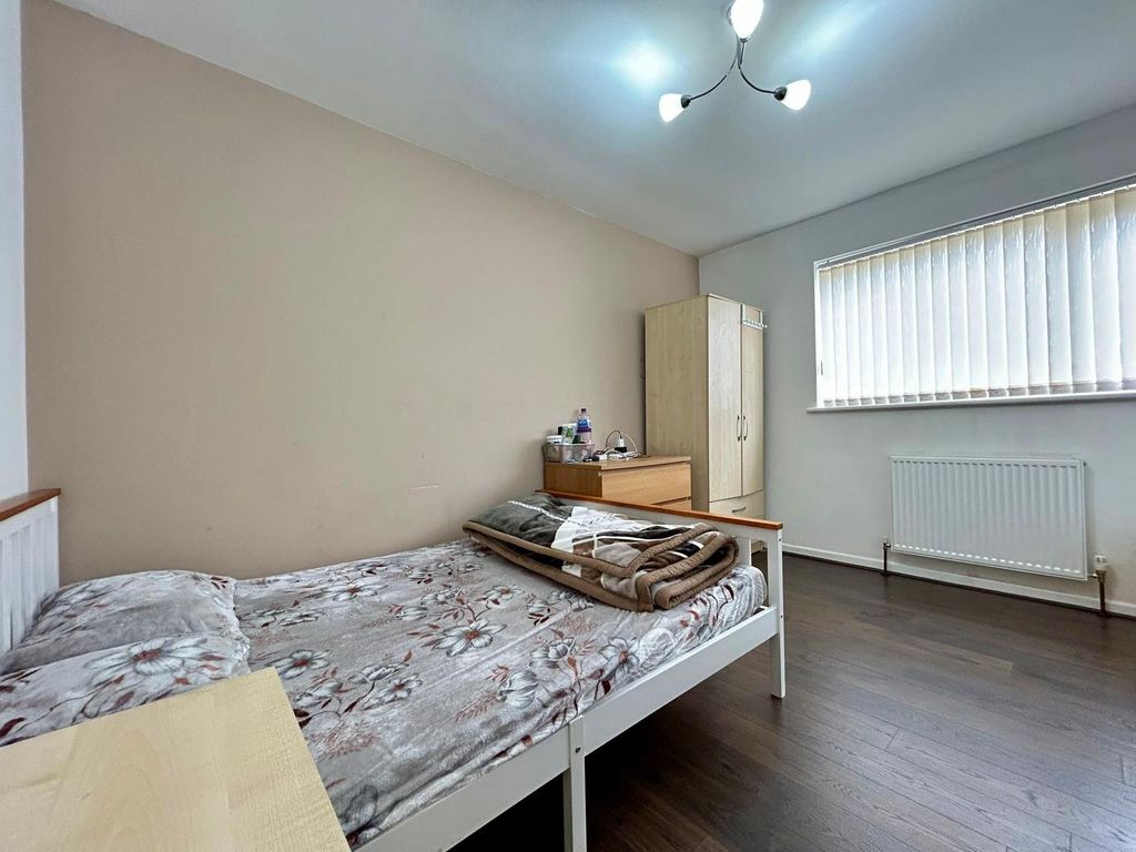 Property photo 3 of 8 Whatsapp Image 2026-03-13 At 12.41.49