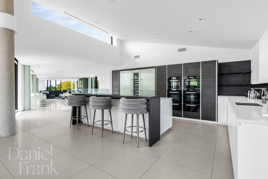 Additional image 11 of 5 bed detached house for saleLake View, Gaynes Park, Epping CM16