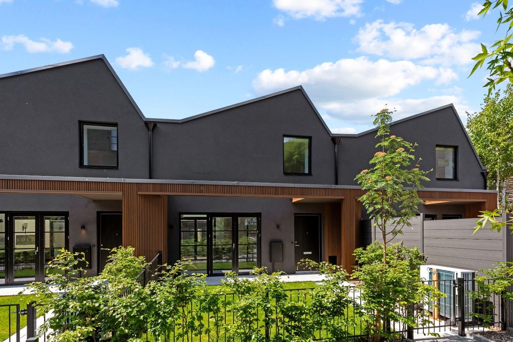 Property photo 1 of 31 4005741