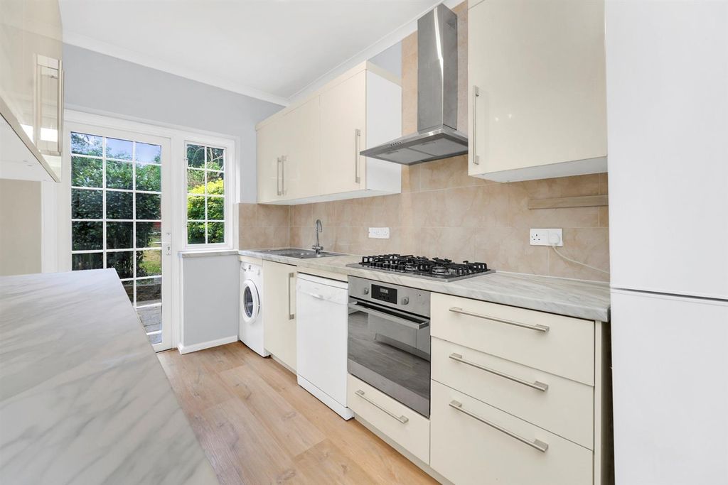 Property photo 3 of 13 9S4A3560.Jpg