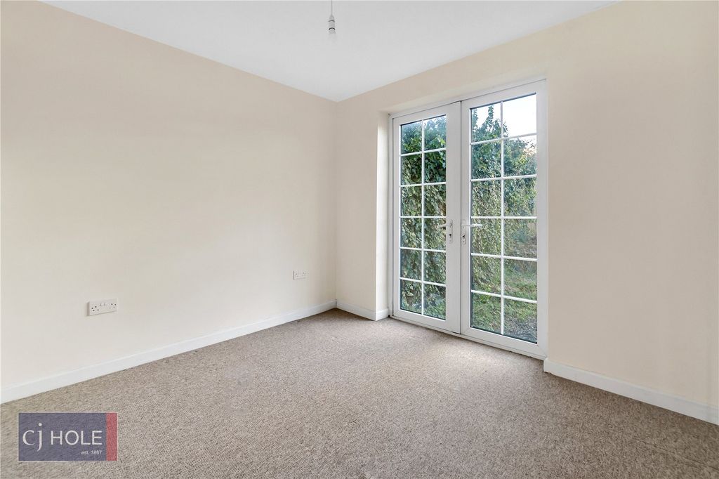 Property photo 2 of 10 Picture No. 22