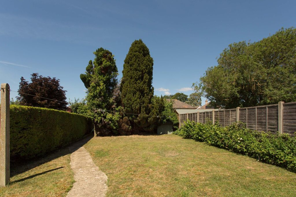 Property photo 2 of 19 Rear Garden