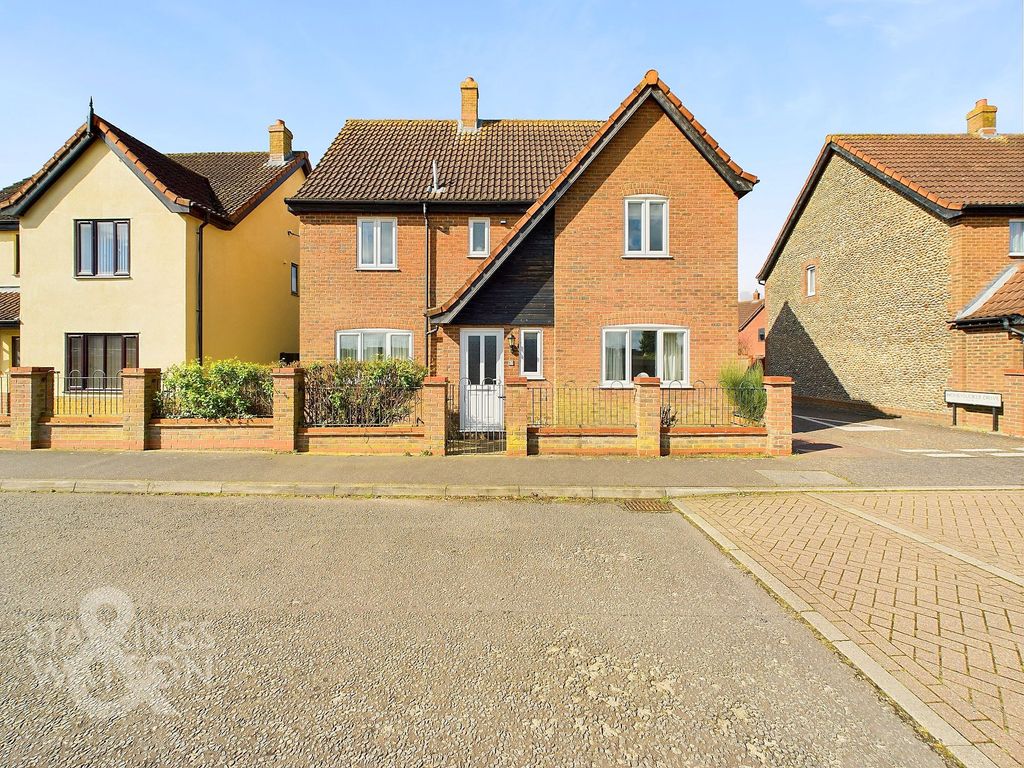 Property photo 1 of 36