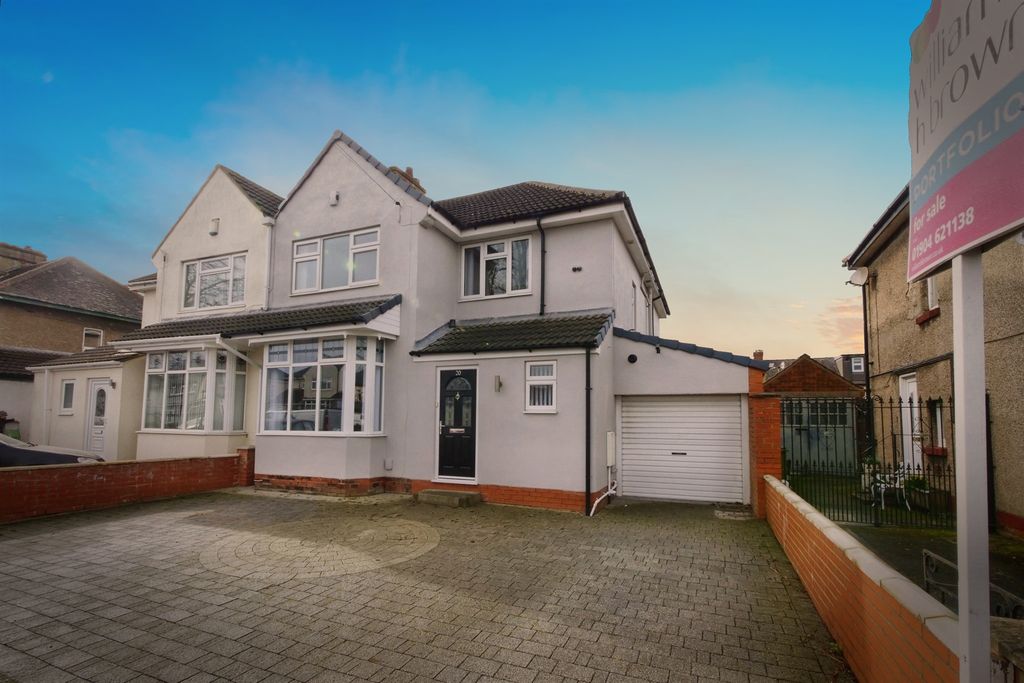 Property photo 1 of 24