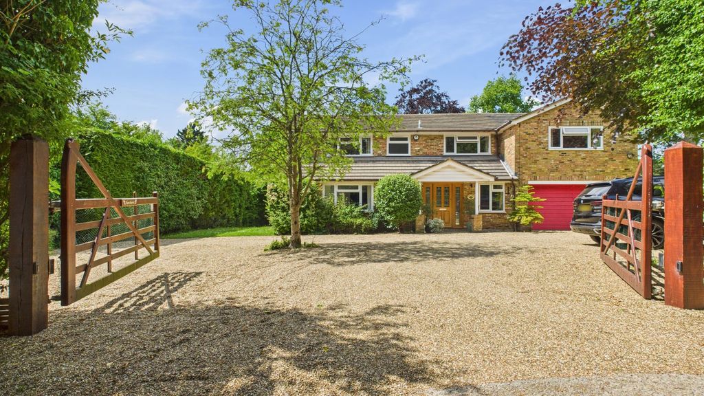 Property photo 1 of 12 Front
