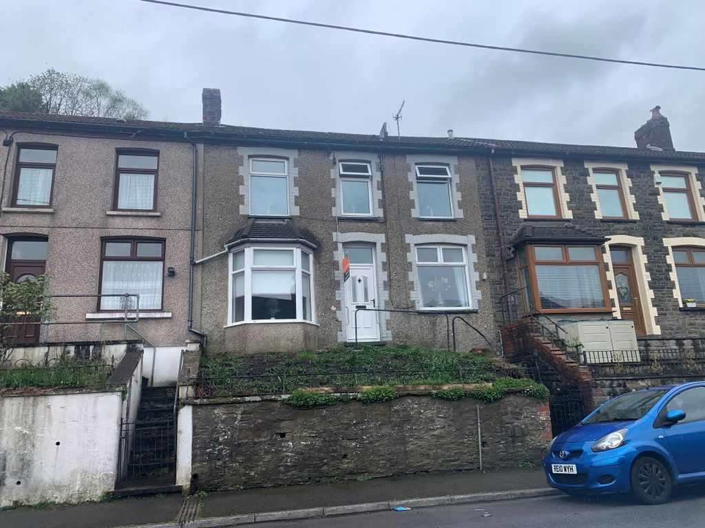 Property photo 3 of 23