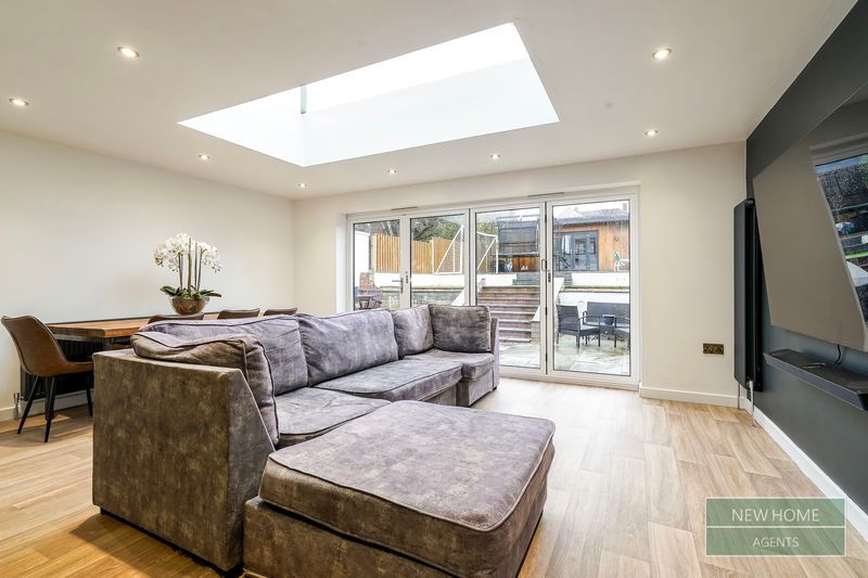 Property photo 2 of 24 Photo 24