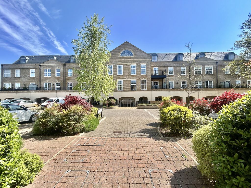 Property photo 1 of 12