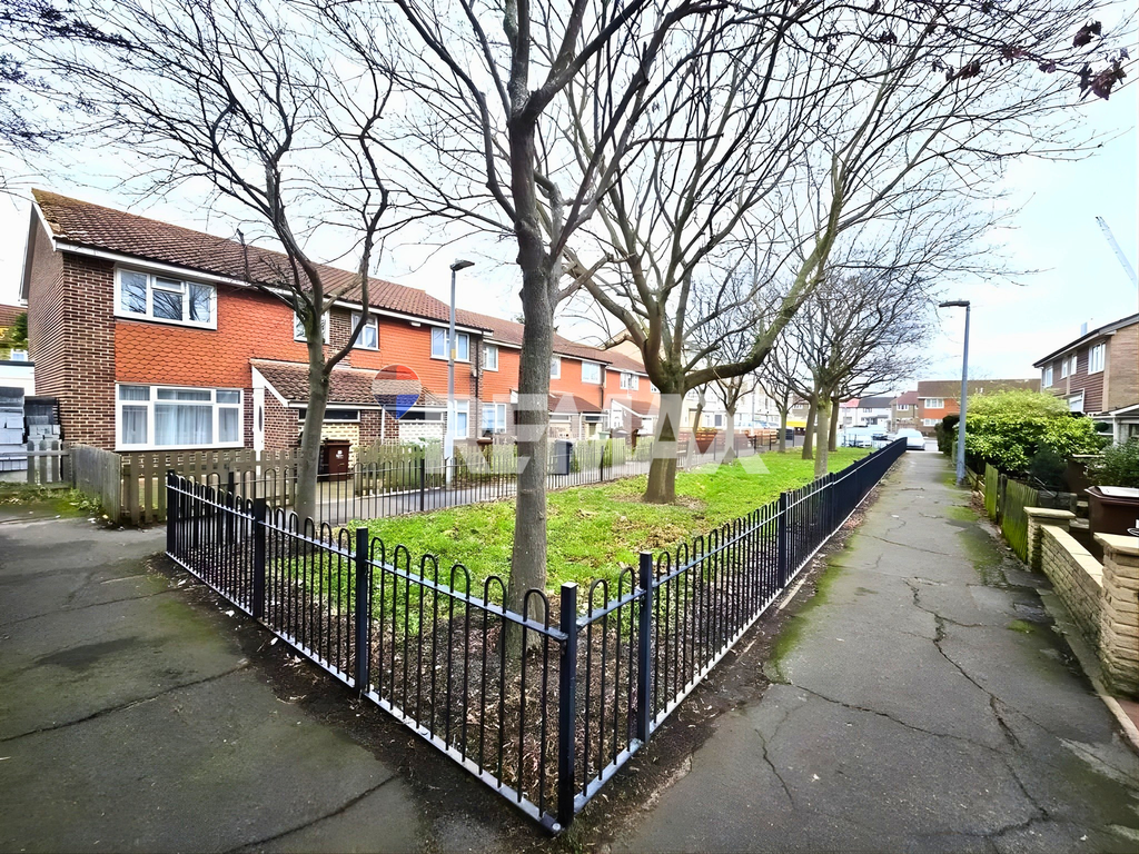 Property photo 1 of 25