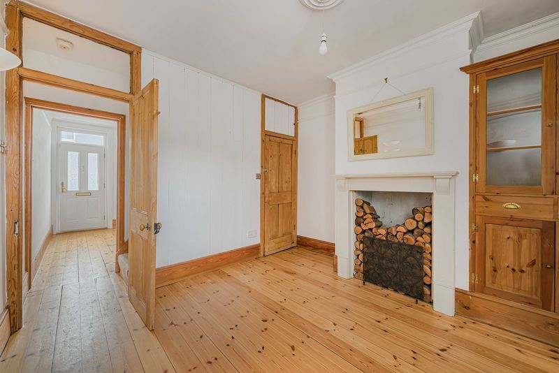 Property photo 3 of 18 Dining Room