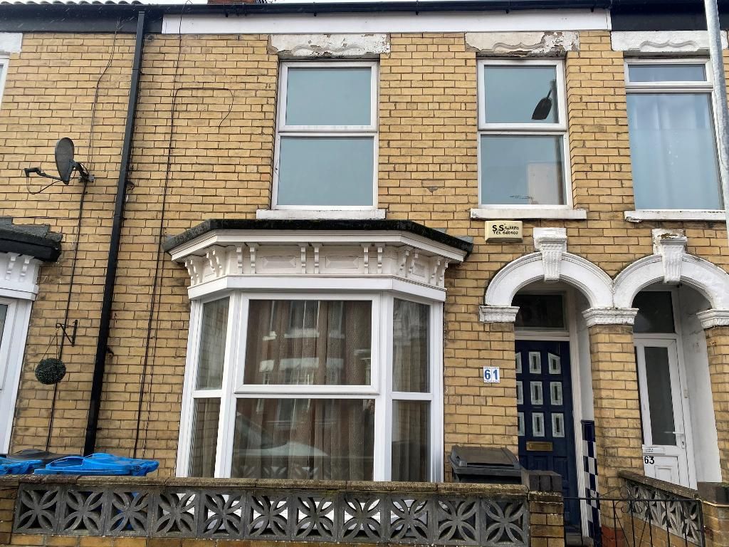 Property photo 1 of 16 External