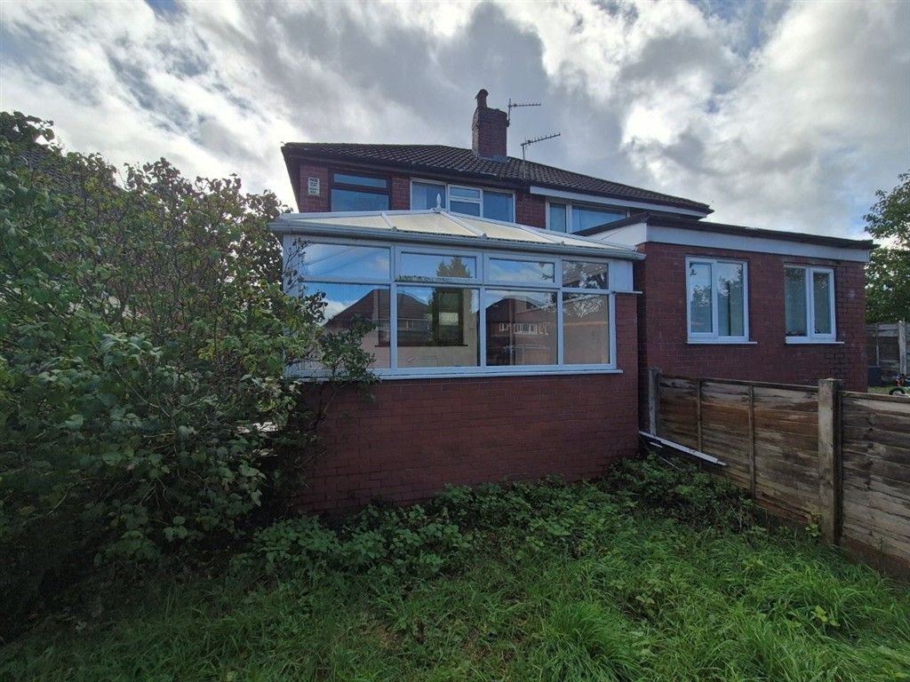 Property photo 2 of 12