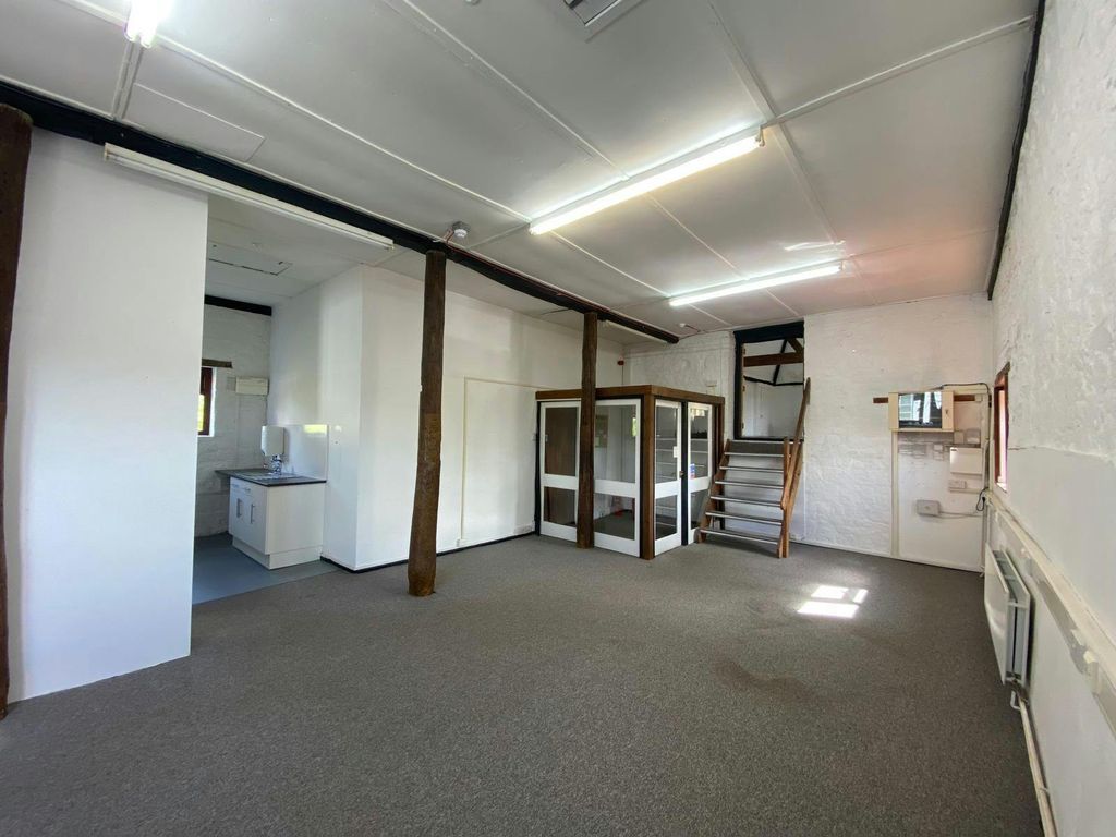 Property photo 2 of 5 B5302Eb8741c42E1A86Fe25E422c2543.Jpg