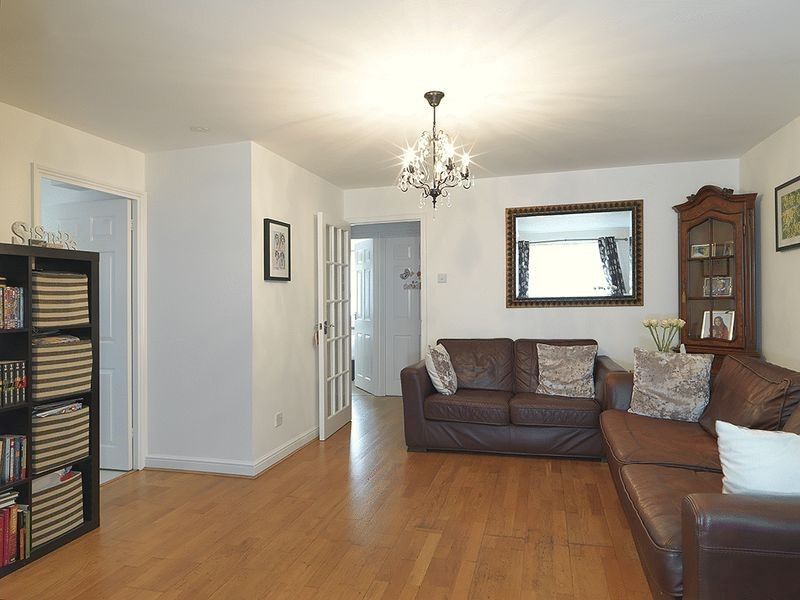 Property photo 2 of 7