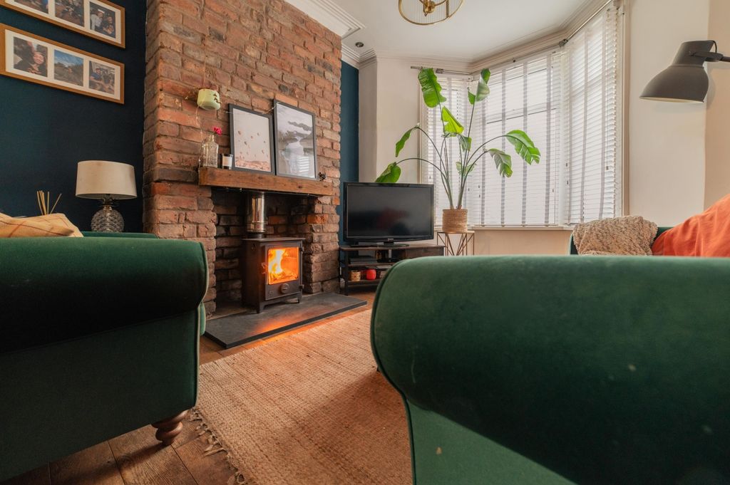 Property photo 2 of 24 Call 02920 454555 To Secure Your Viewing_1