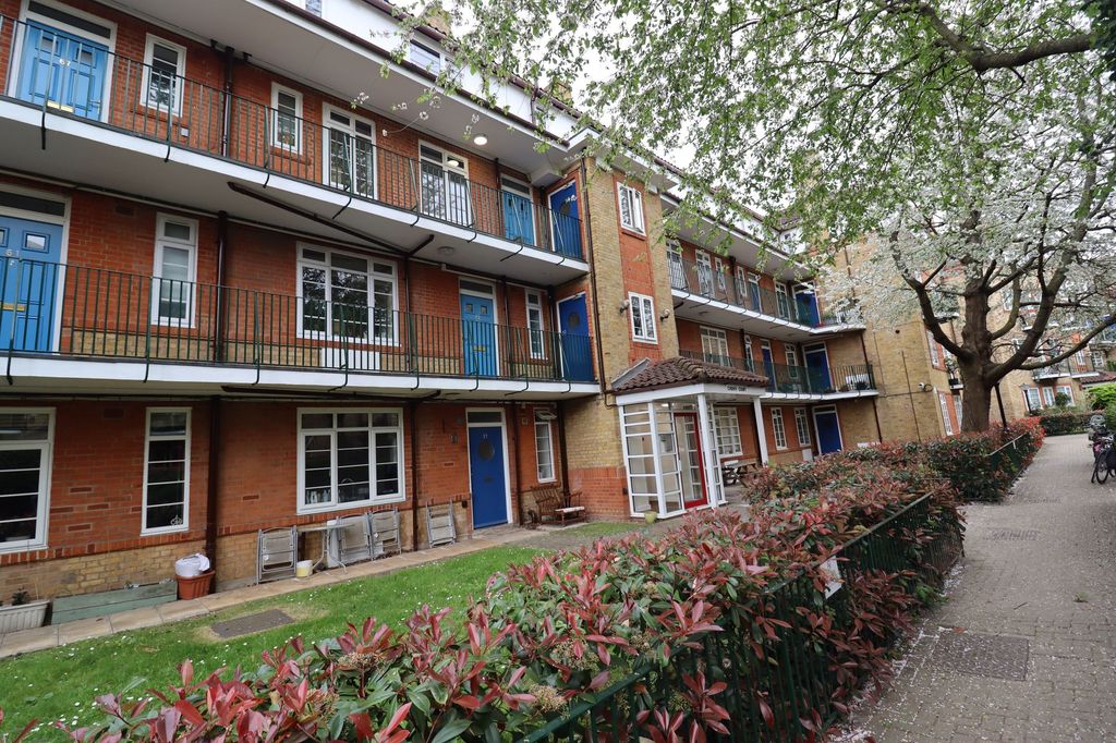 Property photo 1 of 9