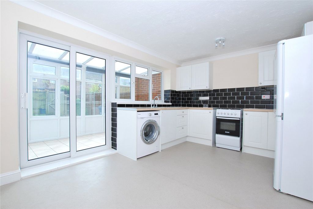 Property photo 2 of 9 Picture No. 03