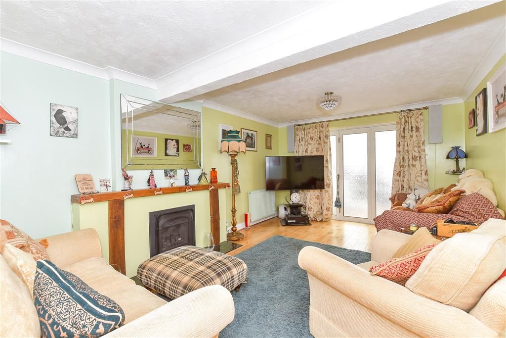 Property photo 1 of 16 Lounge/Diner