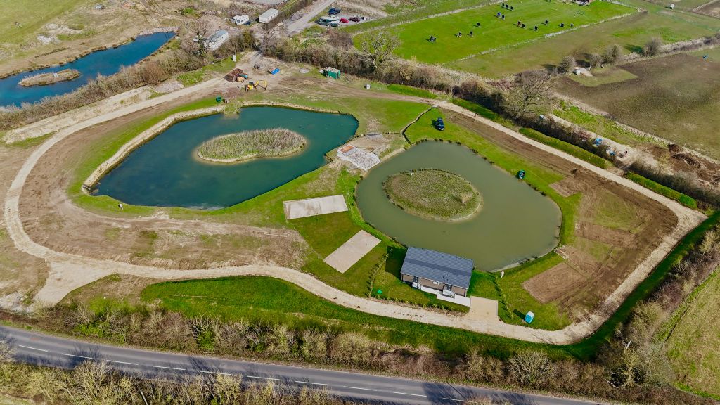 Property photo 3 of 33