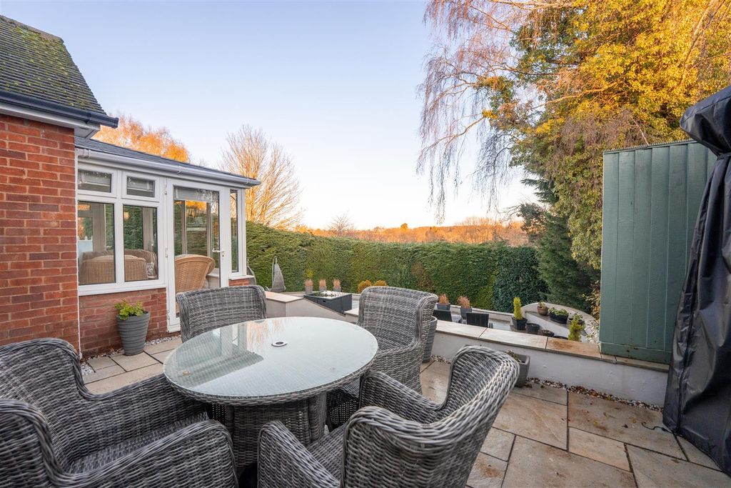 Additional image 34 of 4 bed detached house for saleStoneleigh Close, Stoneleigh CV1