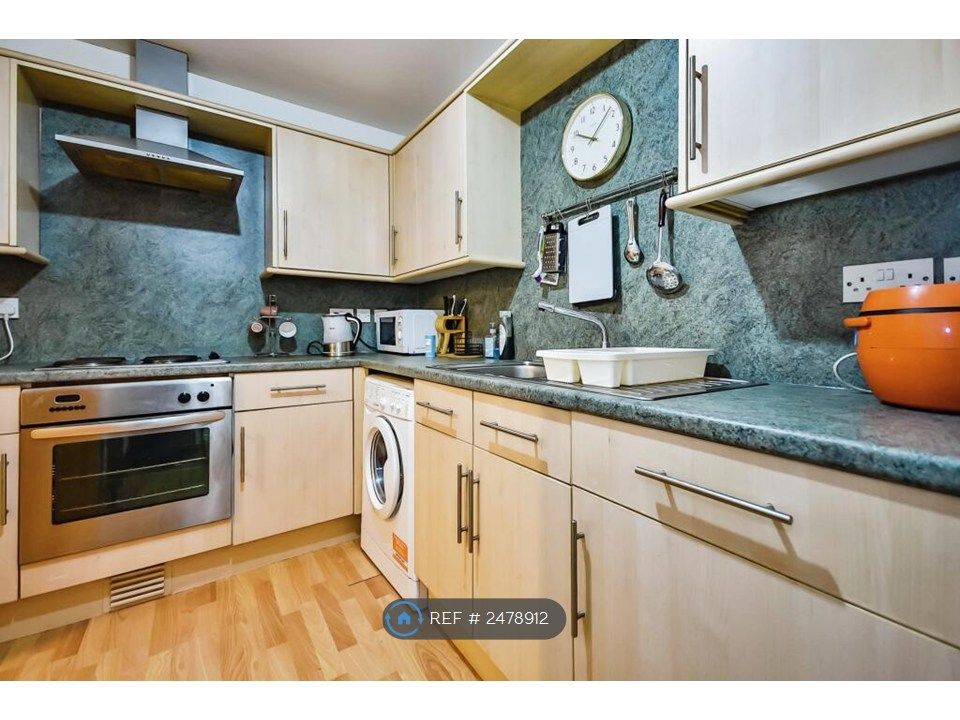 Property photo 2 of 8