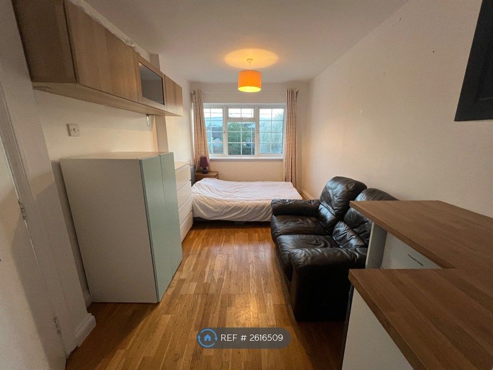 Property photo 2 of 5