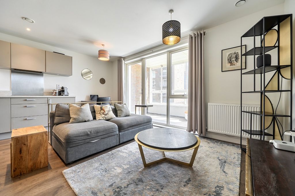 Property photo 3 of 18 5137266