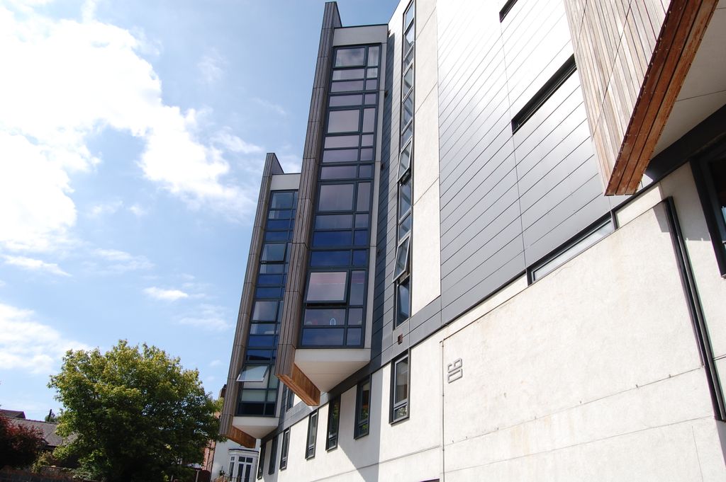 Property photo 2 of 12