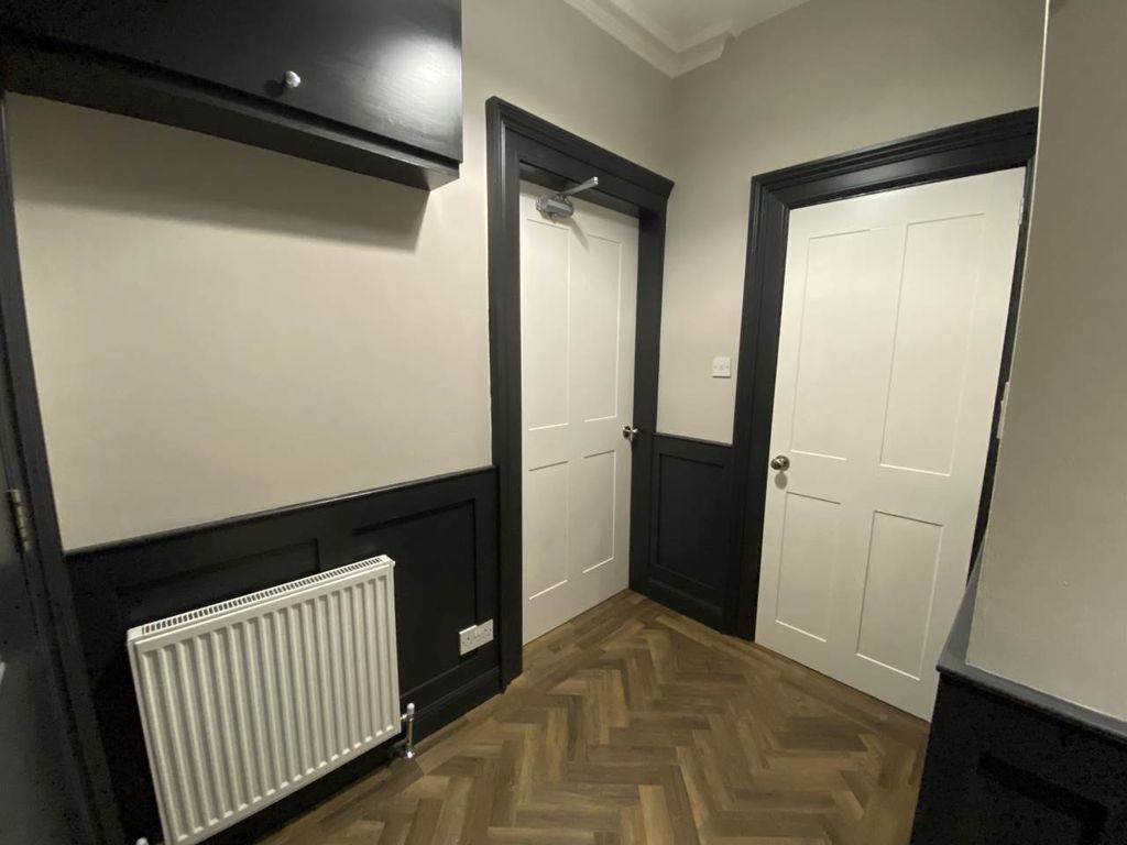 Property photo 3 of 14 Img-2633