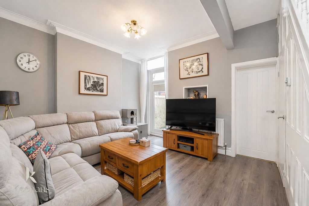 Property photo 2 of 18 75-09.Jpg