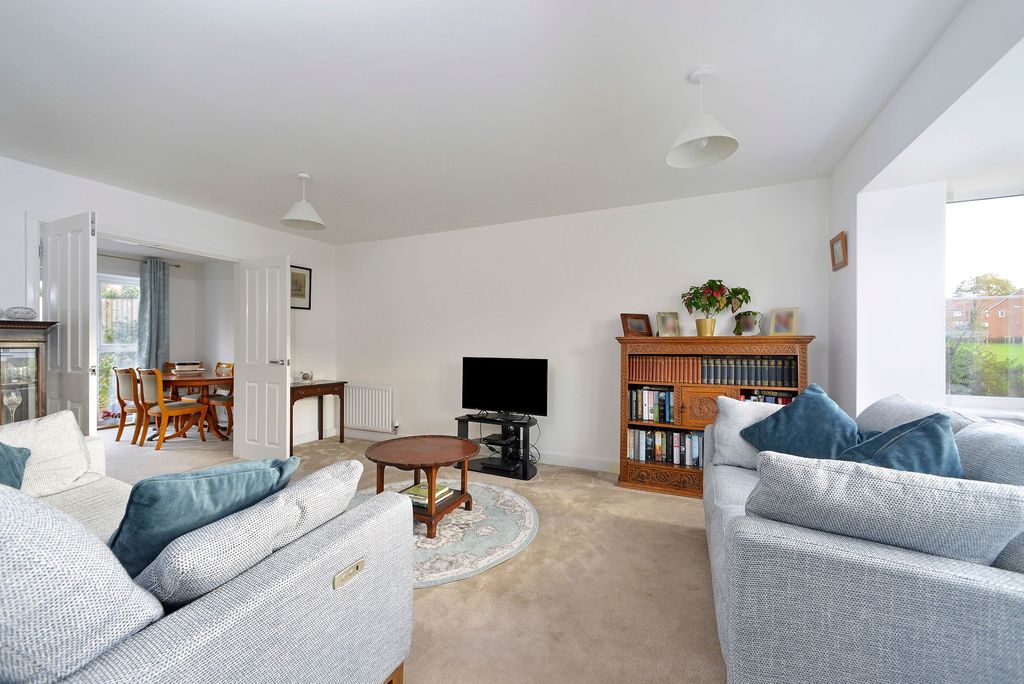 Property photo 3 of 17 Photo 17