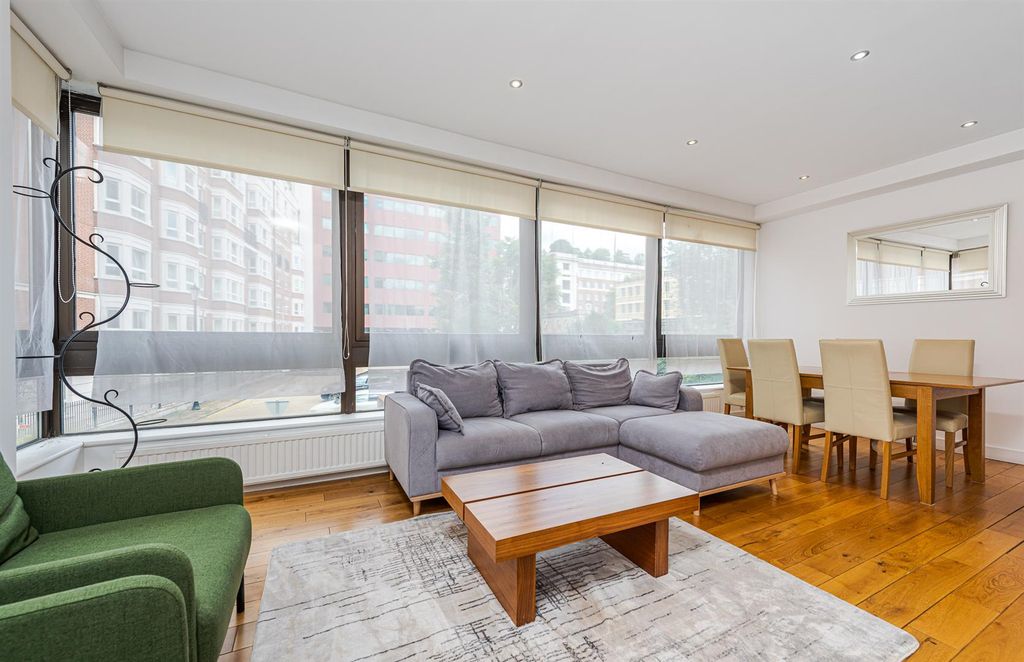 Property photo 3 of 11 William Cobbett Hse Flat A-7-2. Low Res.Jpg