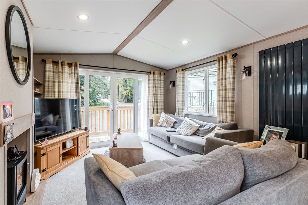 Property photo 3 of 16 Picture No. 07