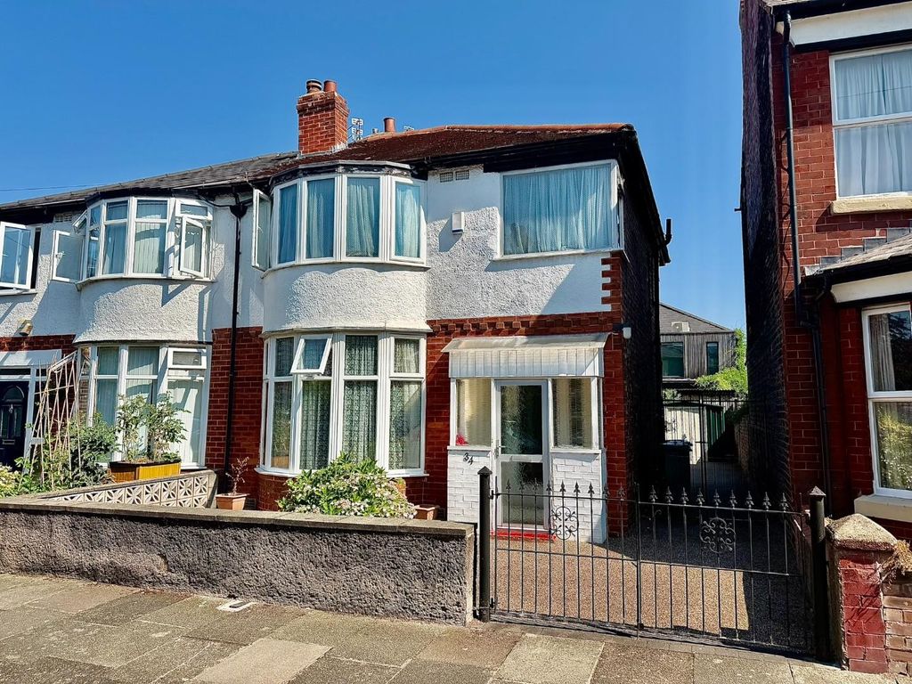 Property photo 1 of 22