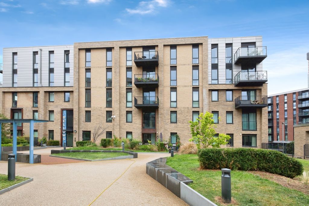 Property photo 1 of 14 Photo