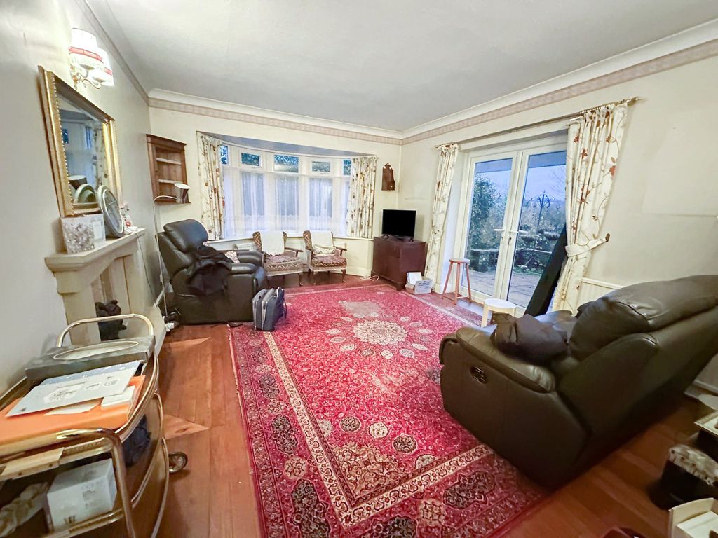 Property photo 2 of 11 Robinson Jackson