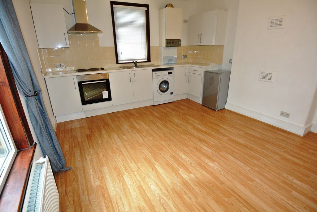Property photo 3 of 4 Dsc 8958