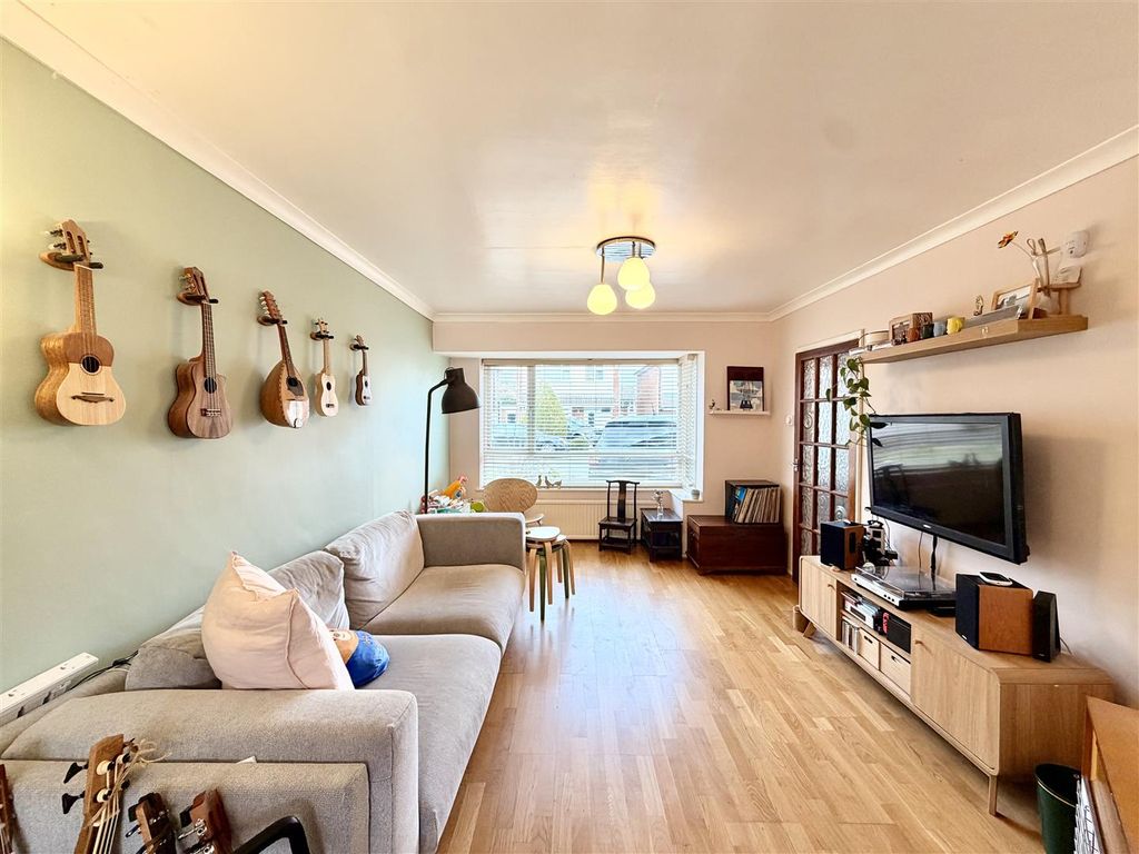 Property photo 2 of 22 2