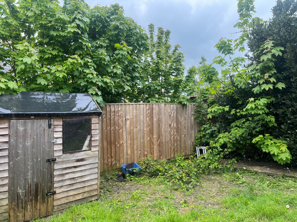 Property photo 3 of 12