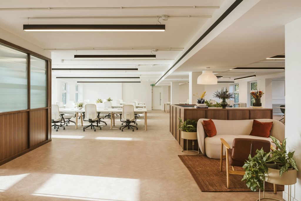 Property photo 1 of 29 241017 Mansel Court21.Jpg