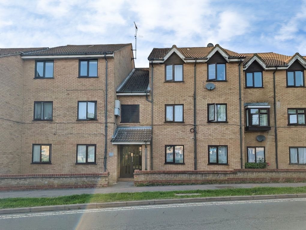 Property photo 1 of 11